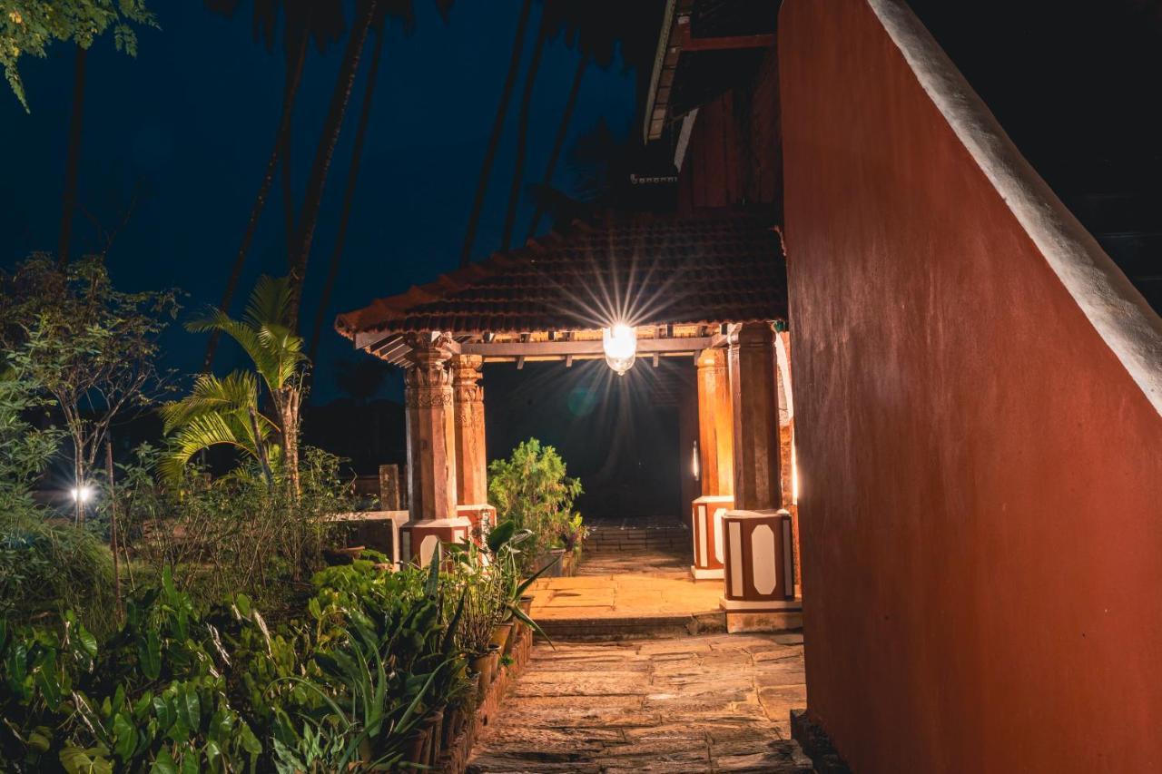 Sawantwadi Palace Boutique Art Hotel Luaran gambar